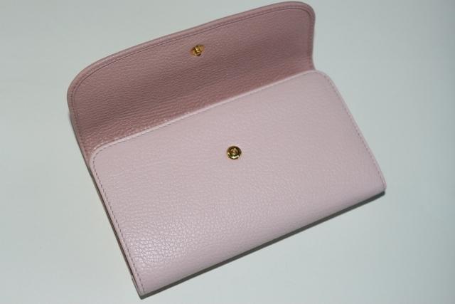 MiuMiuスーパーコピー 小リボン付き♪３つ折 がま口財布♪マドラスバイカラー　5M1120/5ME120